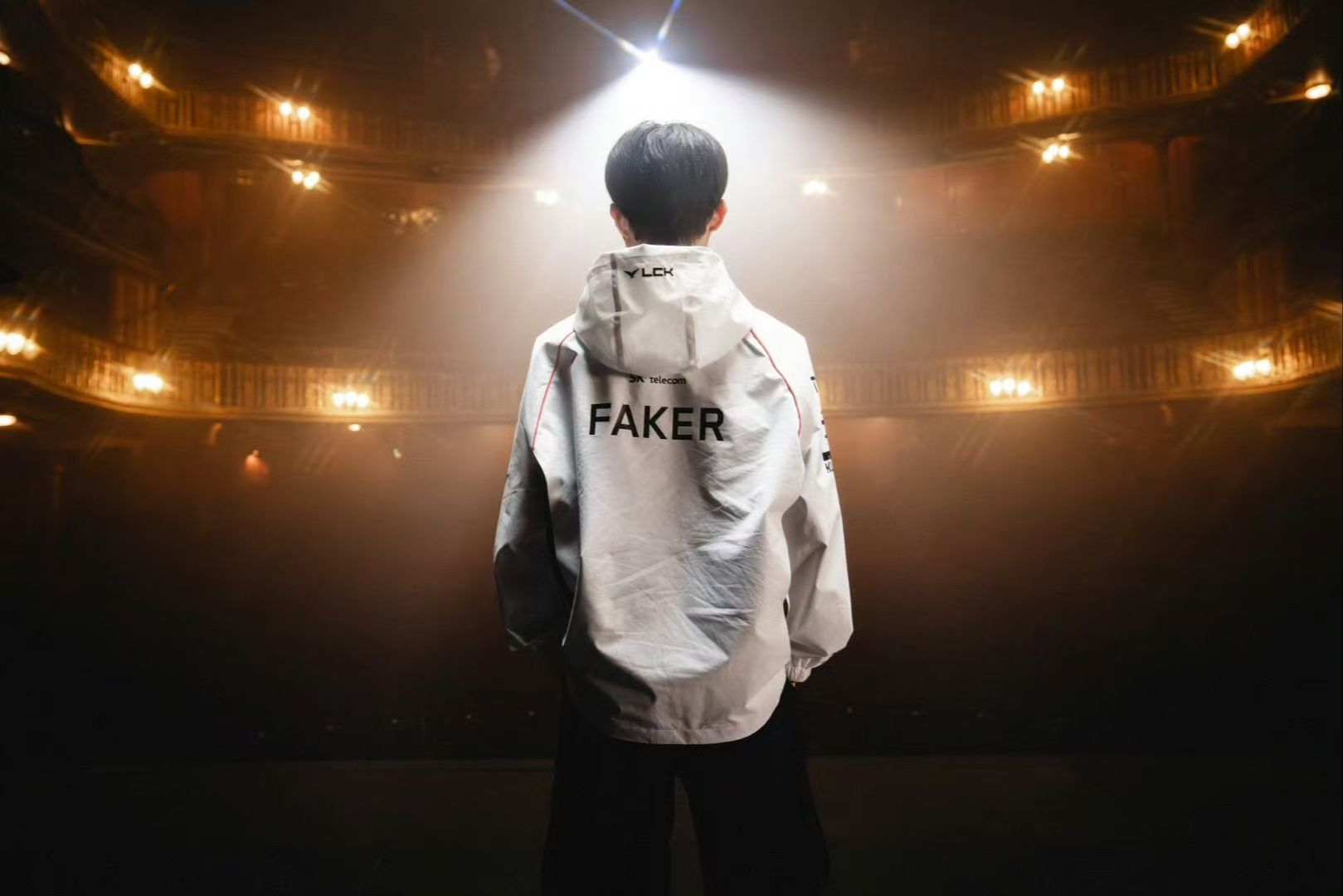 Knight预测决赛对手：感觉是JDG