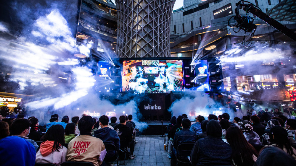 太过分了！Mayumi遭公寓门卫骚扰威胁